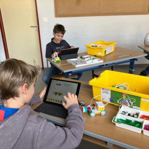 Kinder am Computer