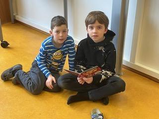 Kinder lesen