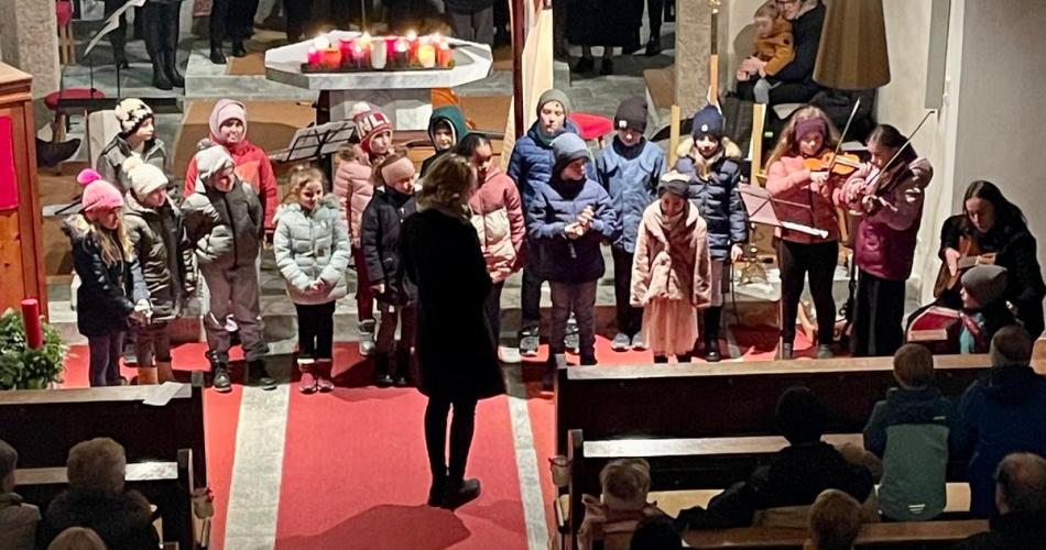 Adventsingen in der Kirche